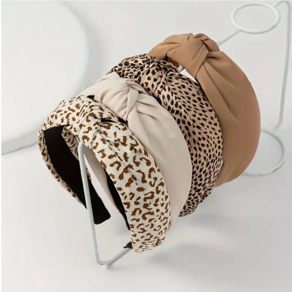 Naked Hanger 4 Pcs Leopard Print Headbands With Cross Top Knot